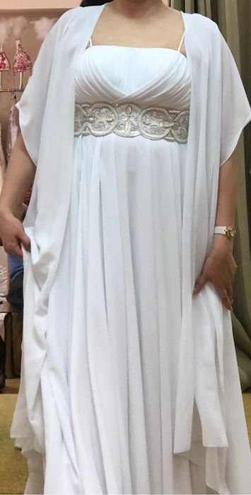 Белое вечернее свадебное