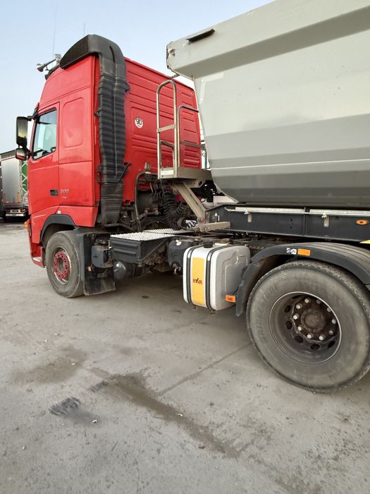 Cap tractor Volvo FH13 480