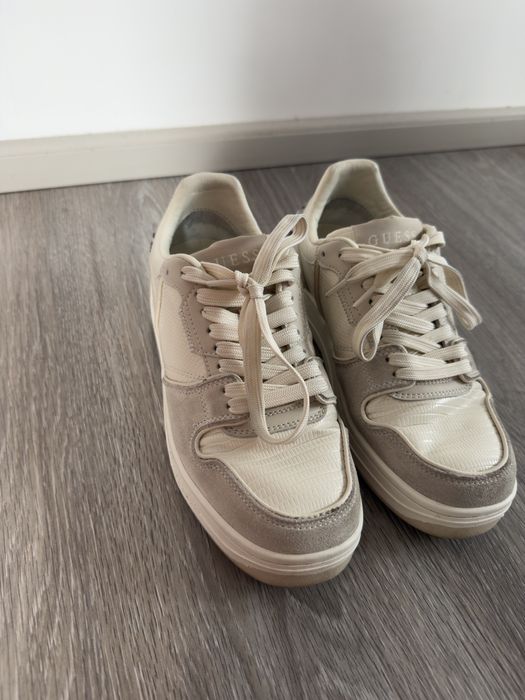 GUESS Ancie 39 номер запазени