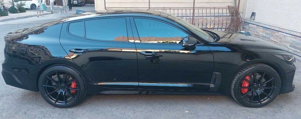Продается KIA Stinger