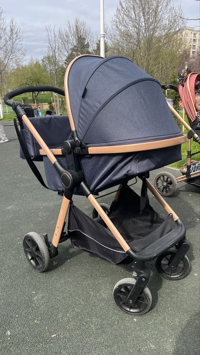 Vand carucior, 2 in 1 , Blue, stare foarte buna, ridicare personala Bucuresti.