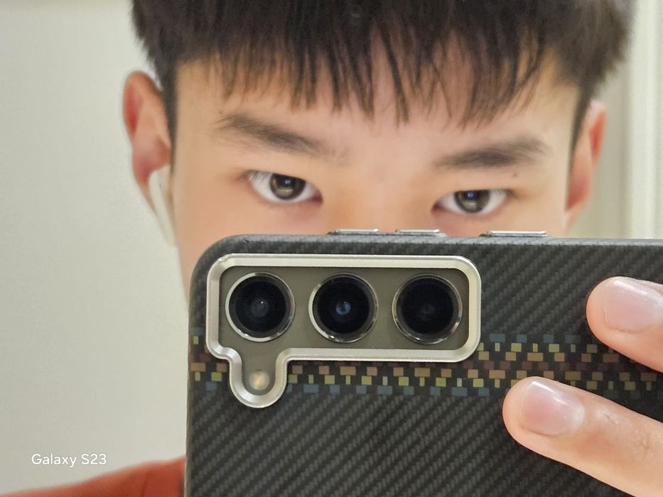 Samsung Galaxy S23 8/256