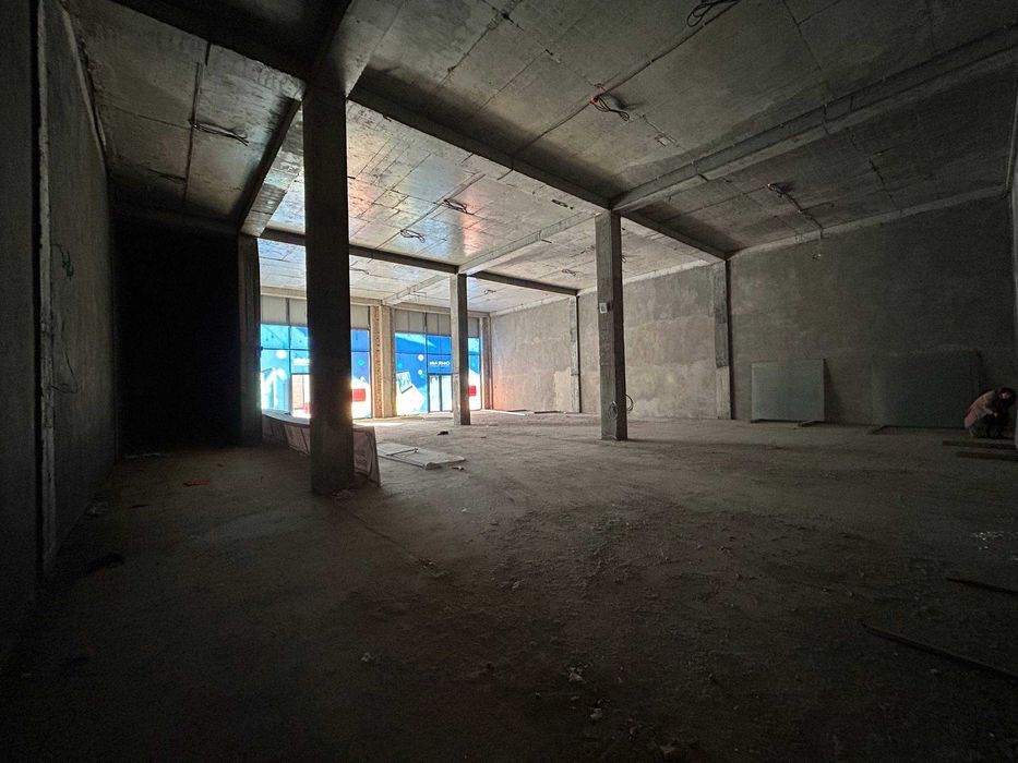 Аренда 412 м² под торговлю, производство, шоурум в Депо Молл (55)