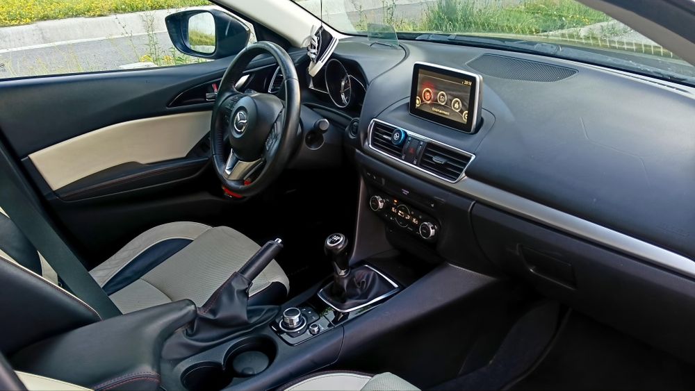 MAZDA 3 2016 — imagine 5
