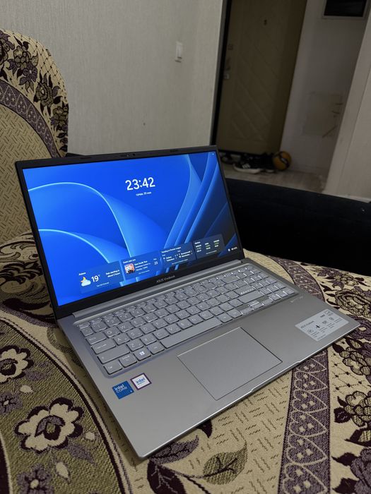 Ноутбук ASUS VivoBook