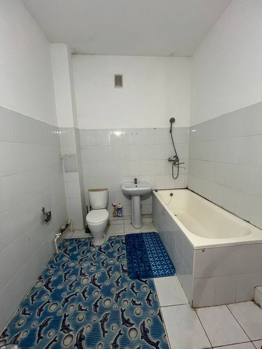 2/3/3 сотилади  100м²