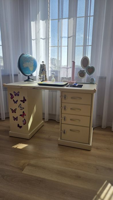 Продаётся рабочий стол