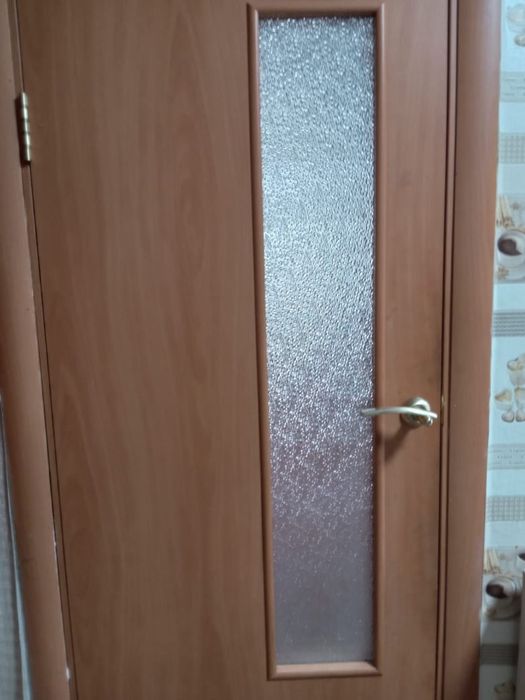Продам 3 межкомнатные двери