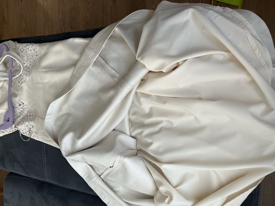 Рокля Guess by Marciano