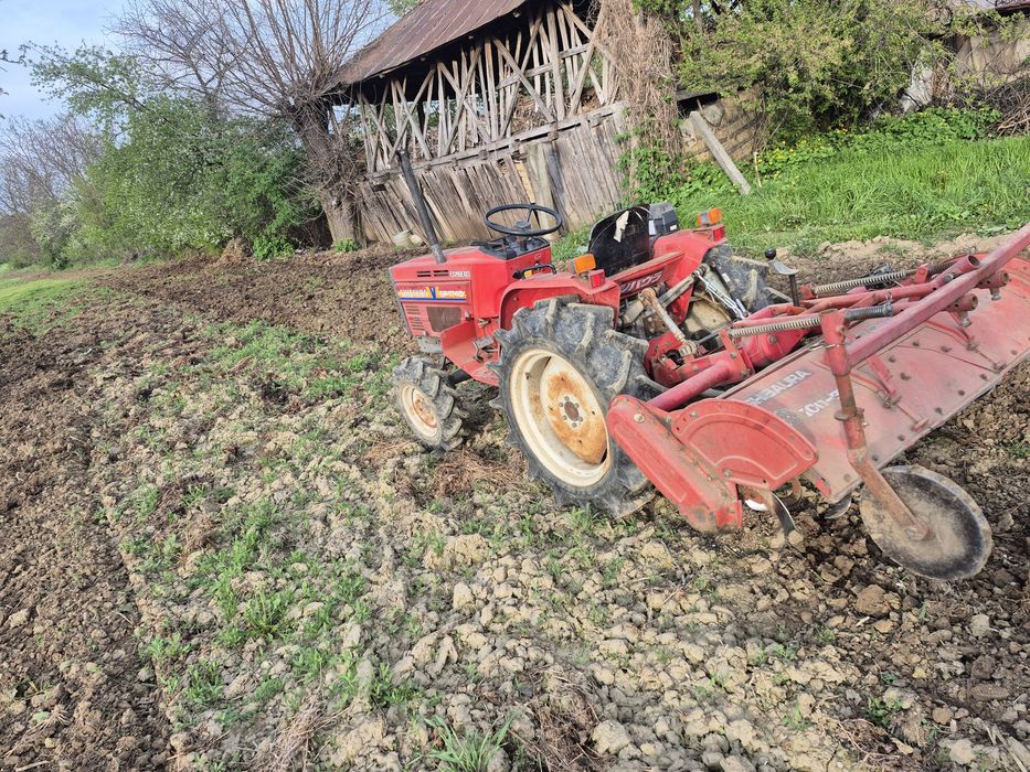 De vânzare tractoras SHibaura de 20 de cai 3 pistone