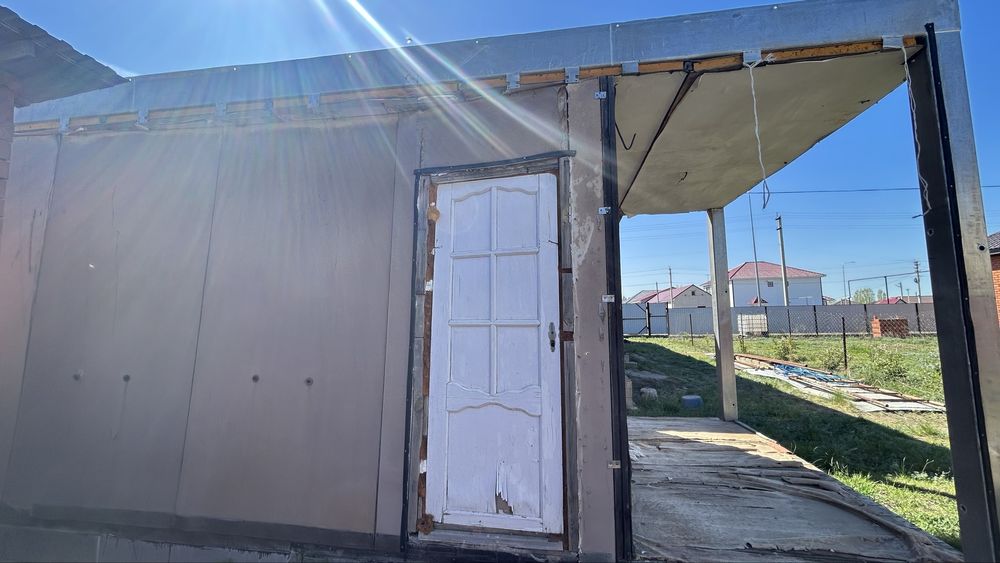 Продается жилой вагончик 3*5