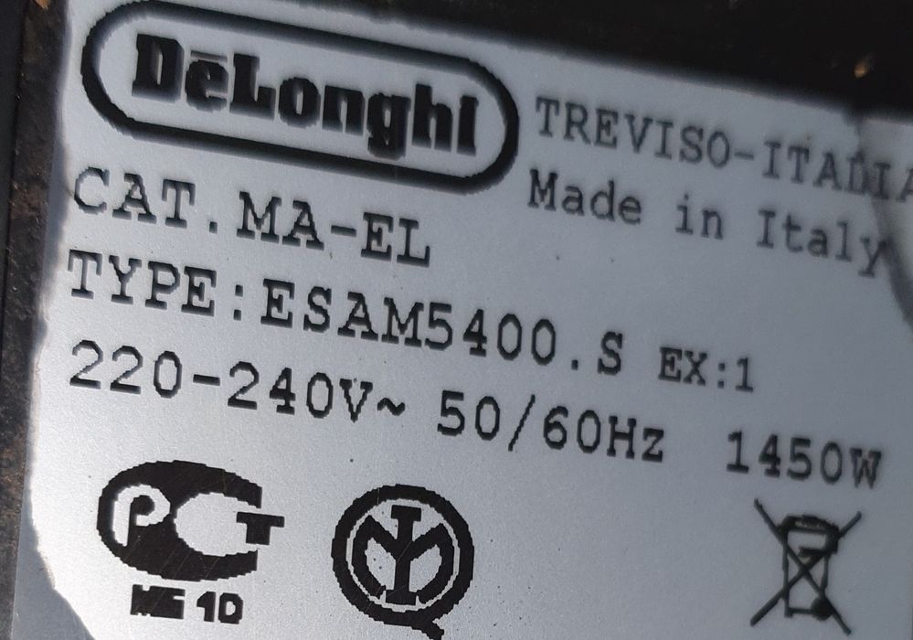 Кафеавтомат  Delonghi ESAM5400 кафе машина