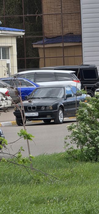 Продам е34. Застучал М50Б25