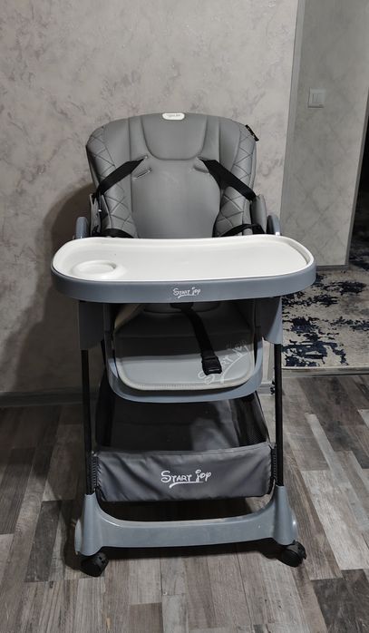 Bolalar ovqatlanish kreslosi