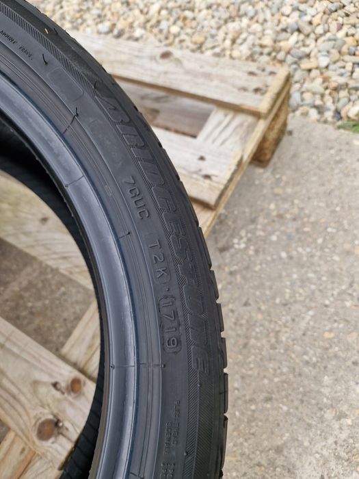 4anvelope vara 215 40 17 Bridgestone aprx Noi (7mm)