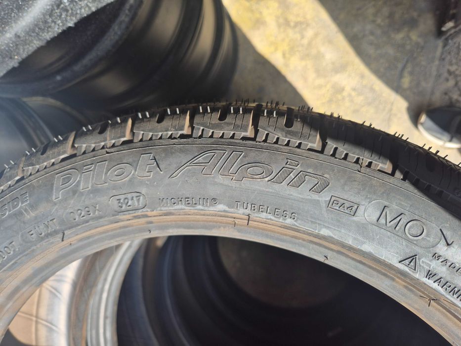4 Anvelope M+S IARNA - 225/45/18 95V XL - Michelin PA4 - NOI OEM Mercedes - DOT 2017 !