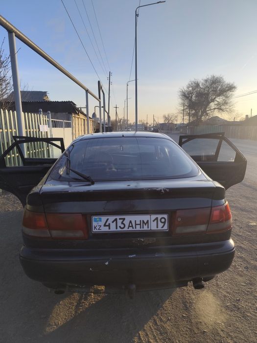 Продается Тойота Карина Е