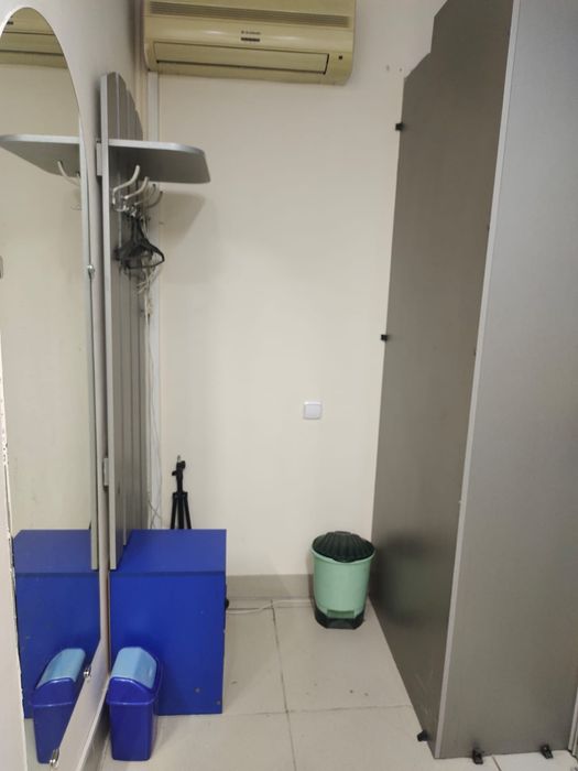 Сдам парикмахерское кресло в салоне