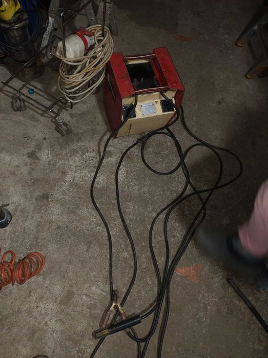 Aparat de sudură 220/380