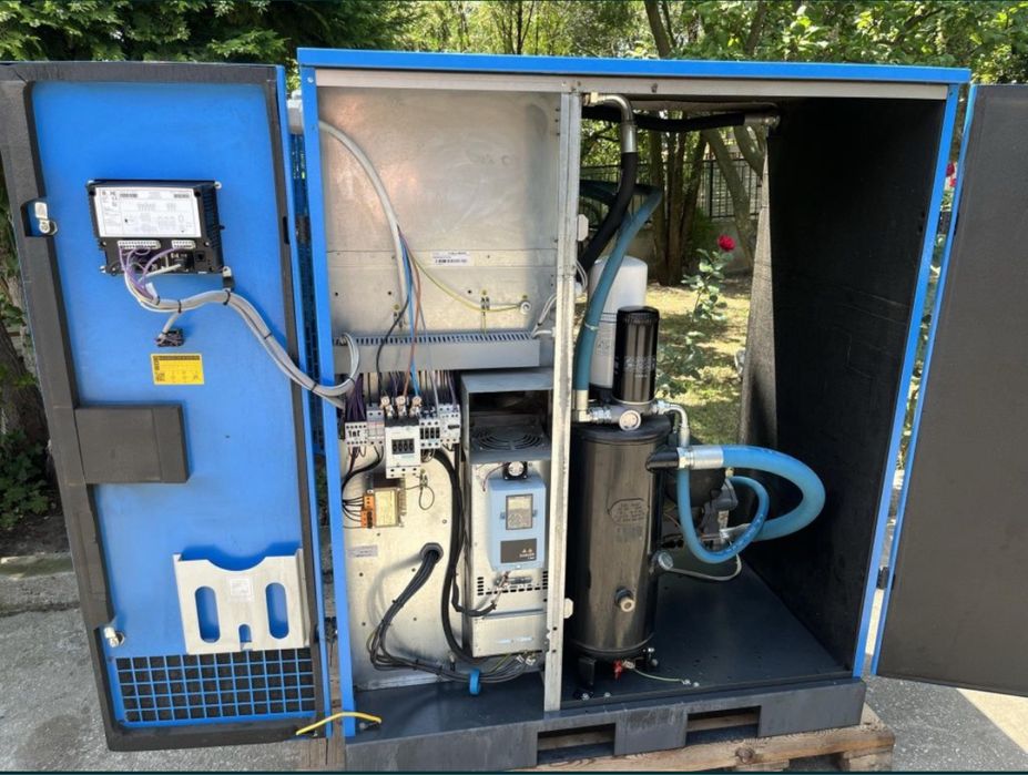 AIR ROLLAIR инверторен Винтов компресор 30kw 2015 година