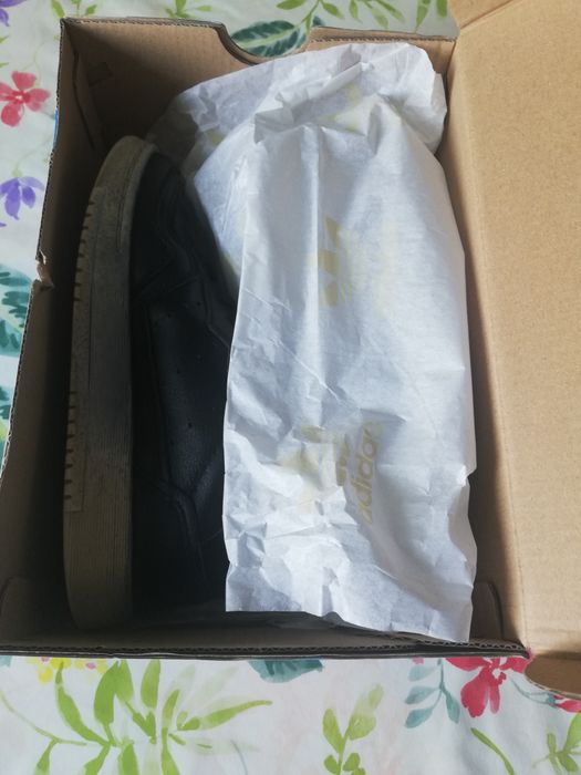 Продам детские кроссовки Adidas оригинал 100%