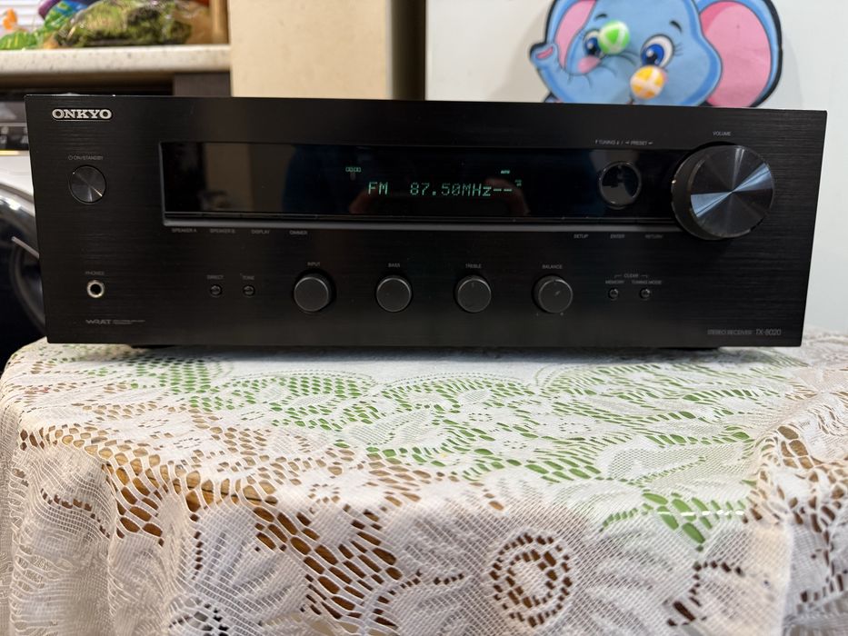 Onkyo TX-8020 Стерео ресивър , Optical