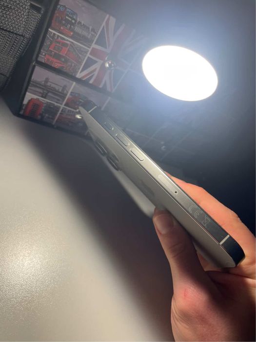 Iphone 16 pro 256 gb natural titanium