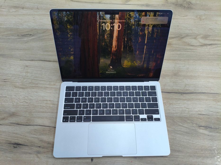 Apple MacBook Air 2025/M4/16GB/SSD256 GB/ 13.6