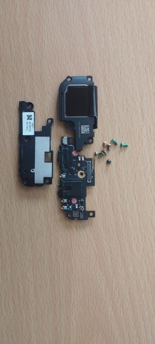 Vând piese Xiaomi Redmi Note 8 Pro