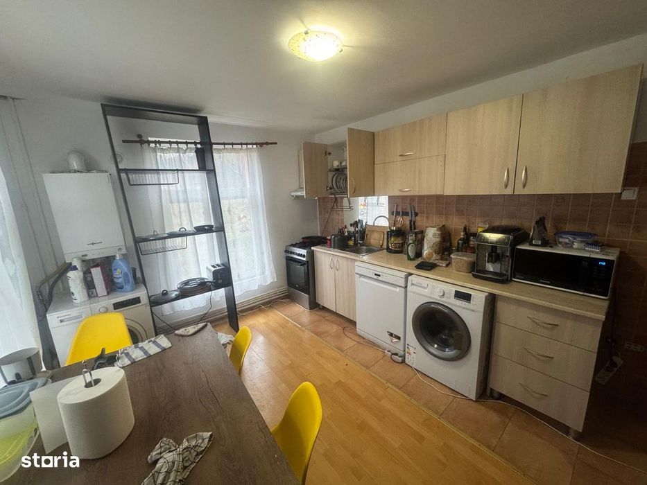 Breazu vila P+1 nemobilata , 1000 mp teren , libera