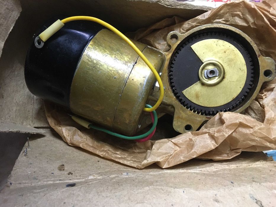 Продавам употребявани части Газ 24 , Газ 21 , Газ 69 , УАЗ