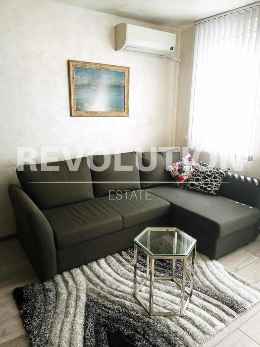 Дава се под наем Двустаен апартамент в Варна, Общината - 70 кв.м за 500 € - Снимка #3