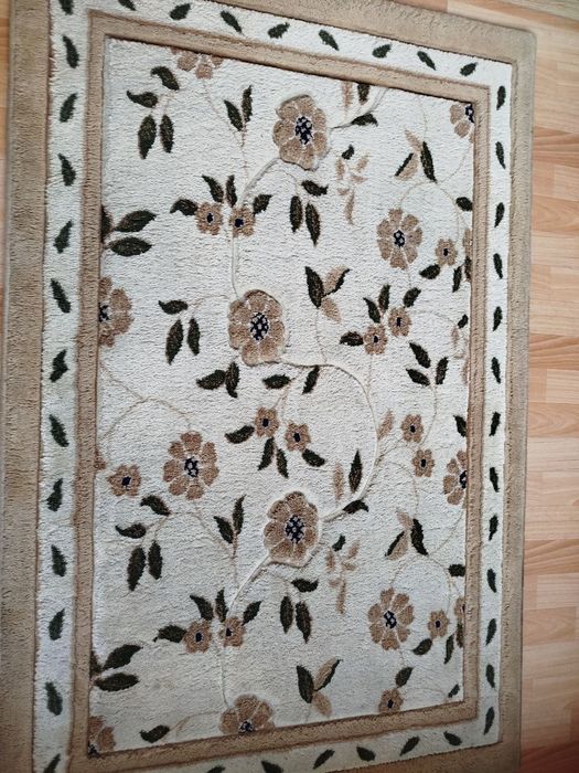 Качественная химчистка мягкой мебели любой сложности. Уборка квартир,о