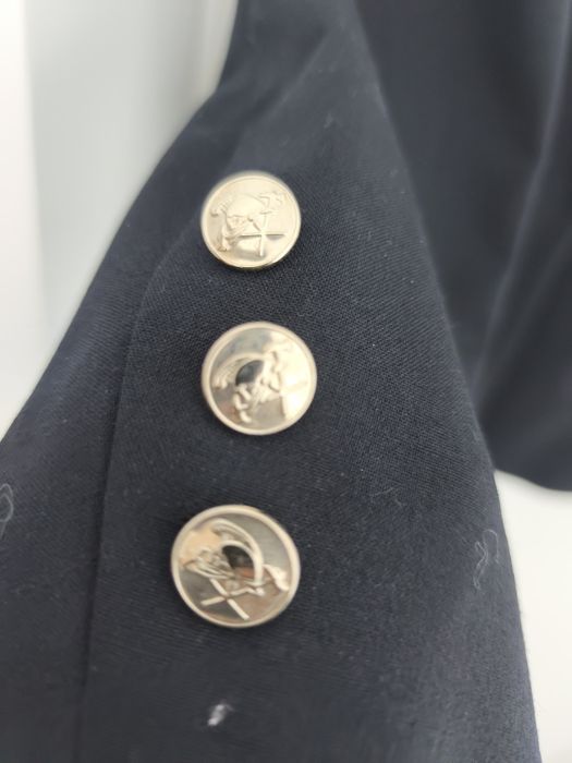 Costum reprezentare pompieri cu doua perechi de pantaloni nou sigilat!
