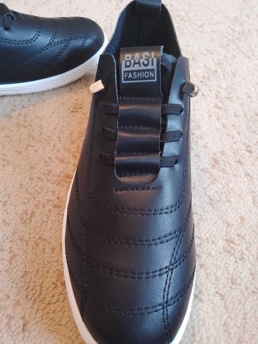 Кроссовки кроссовки