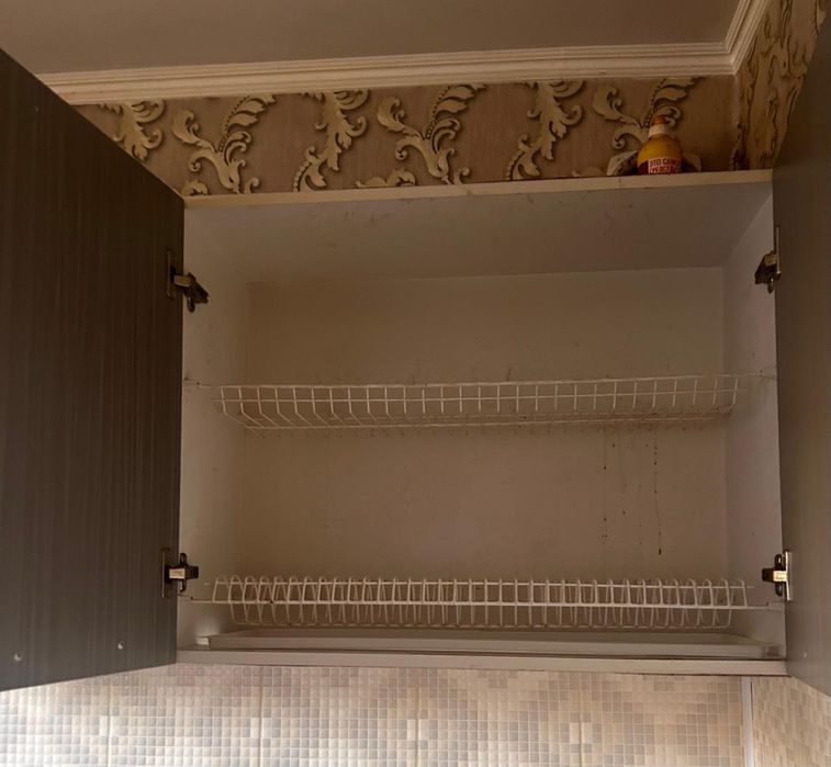 Продам навесную полку