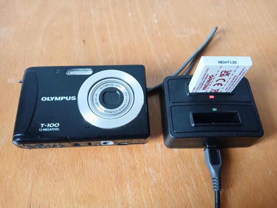 Фотоапарат OLYMPUS T-100