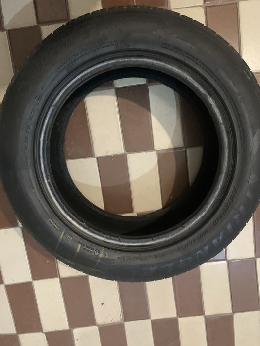 Две покрышки Triangle