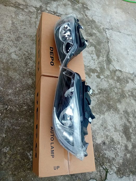 Фар БМВ Е90/91 НОВИ