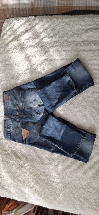 Blugi Pull&Bear femei