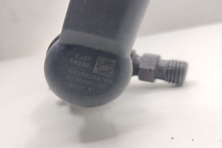 Injector  1.5 dci euro 4 8200380253 Renault Megane a 2-a generatie (f