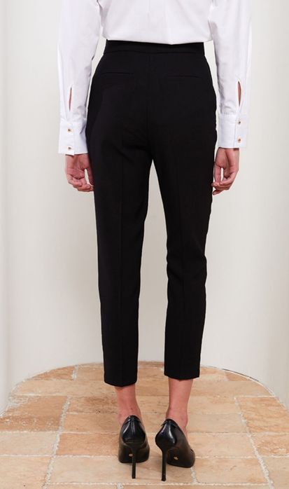 Офисные брюки в продаже