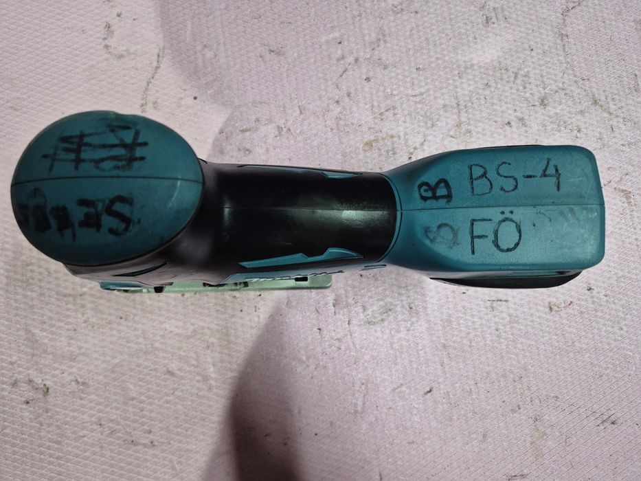 Șoricel pendular MAKITA DJV 181 18V
