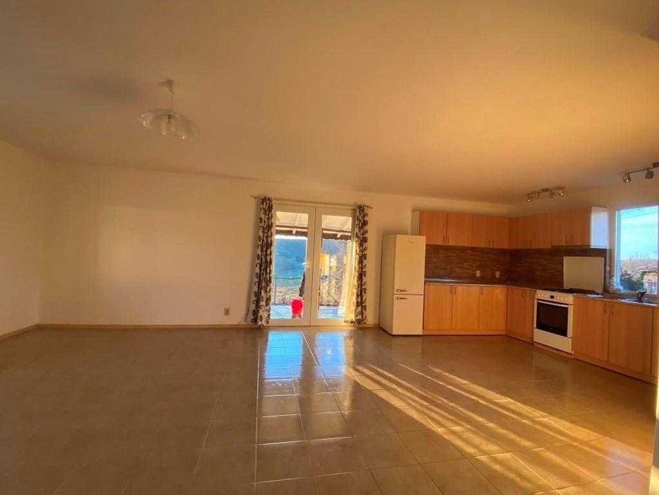 Новопостроена едноетажна къща с 2 спални | На 24 км от Добрич