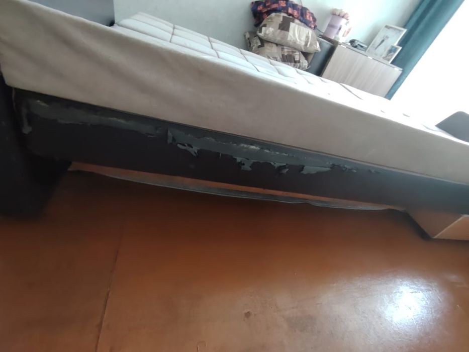 Продам Диван 3 метра, Б/У