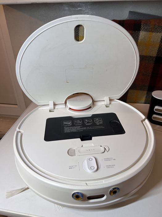 Робот-пылесос Xiaomi Mi Robot