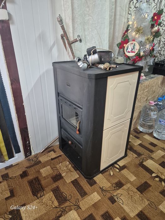 Камина Прити  с водна риза