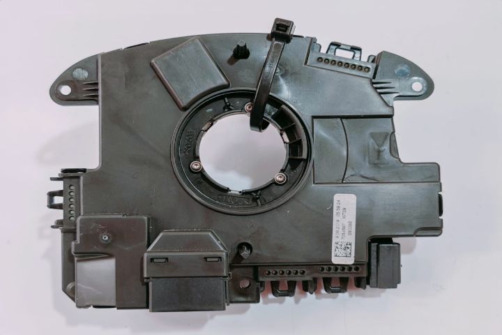 Spira Volan 5K0953569AH Volkswagen VW Passat CC prima generatie (face