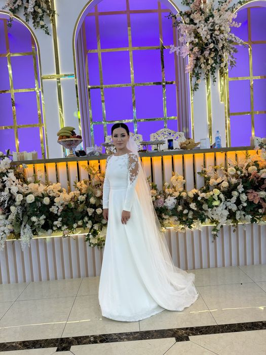 Свадебное платье