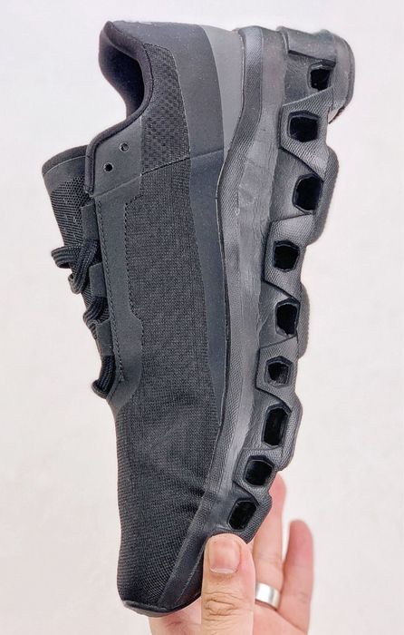 Нови мъжки маратонки On Cloudmonster 2 all black нови с кутия